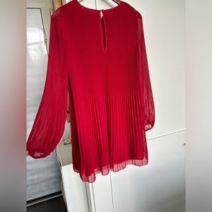 Aritzia Wilfred Daydreamer mini dress in red, lovely